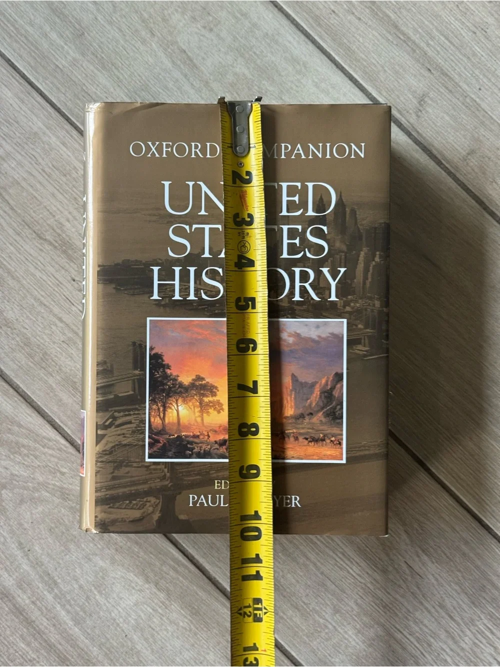 Oxford Companion to United States History - Brown Hardcover